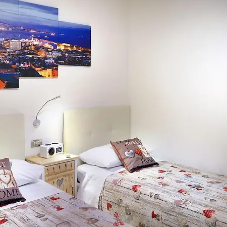 Sweet Cathedral * Neapel