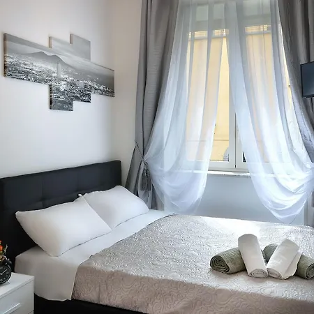 Sweet Cathedral Neapel